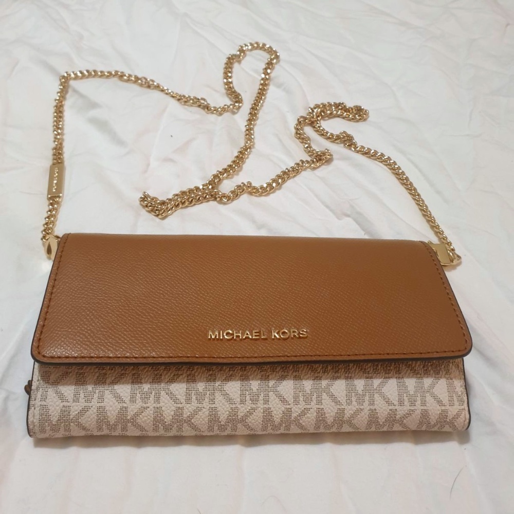 Michael Kors Chain Clutch Wallet